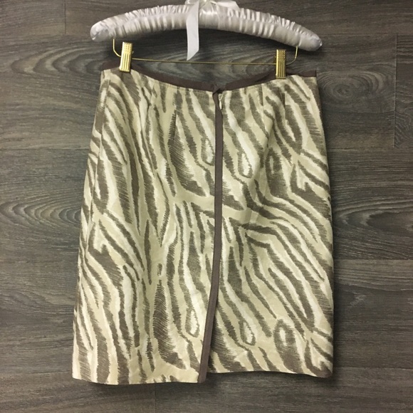 LOFT Zebra cream taupe pencil print skirt Size 6 - Picture 3 of 6